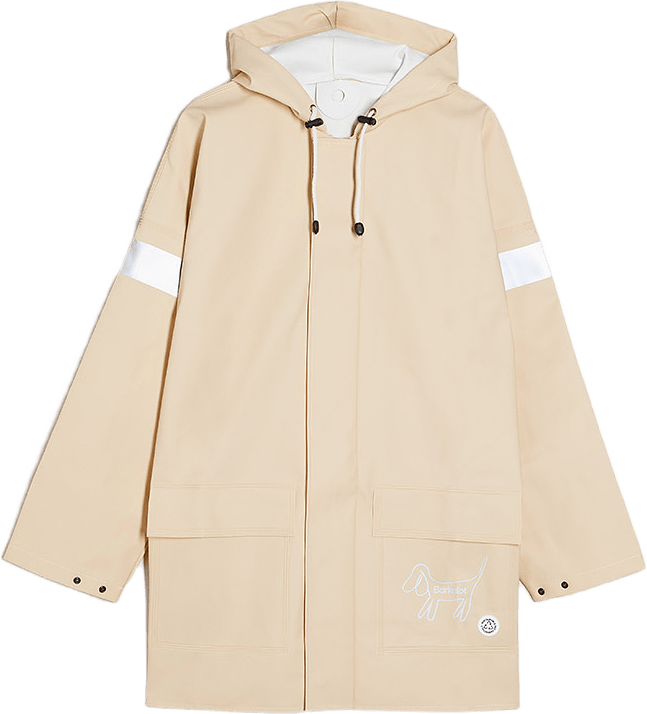 Upcycled Regnjacka, från Barkalot, i färgen sand.