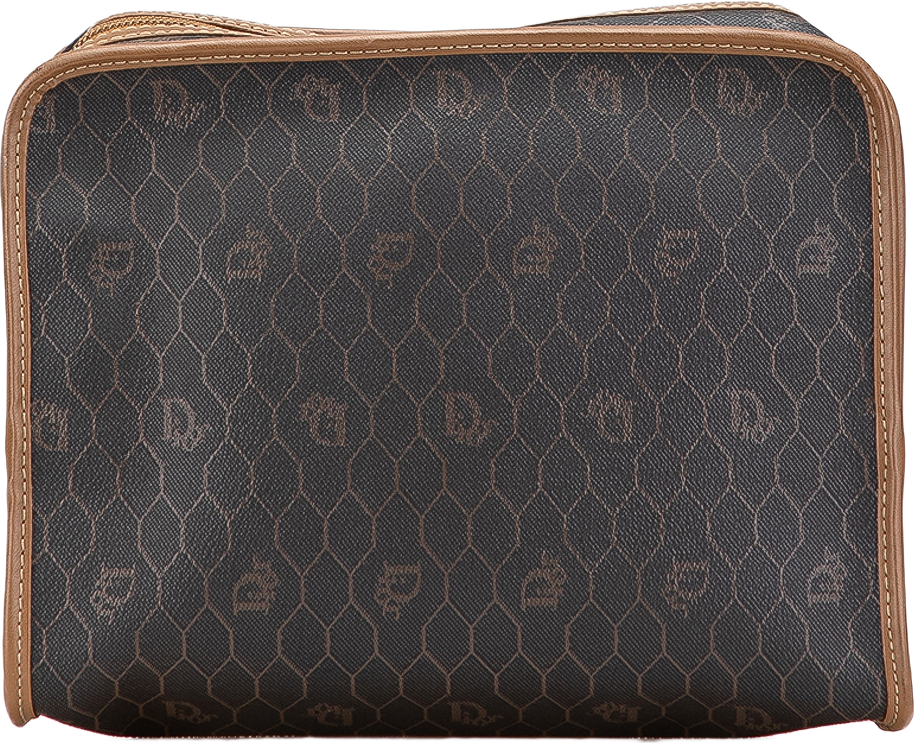 Dior Honeycomb Coated Canvas Clutch, från Luxclusif, i färgen black.