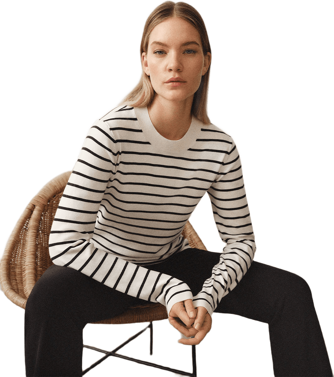 Stickad tröja ASTRID, från Å WOMAN, i färgen Navy Stripe.