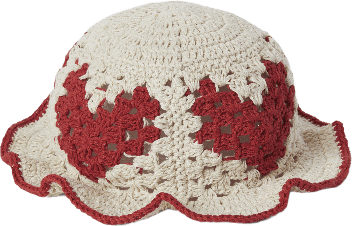 Virkad hatt LOVE, från RIKIKI, i färgen Red Heart.