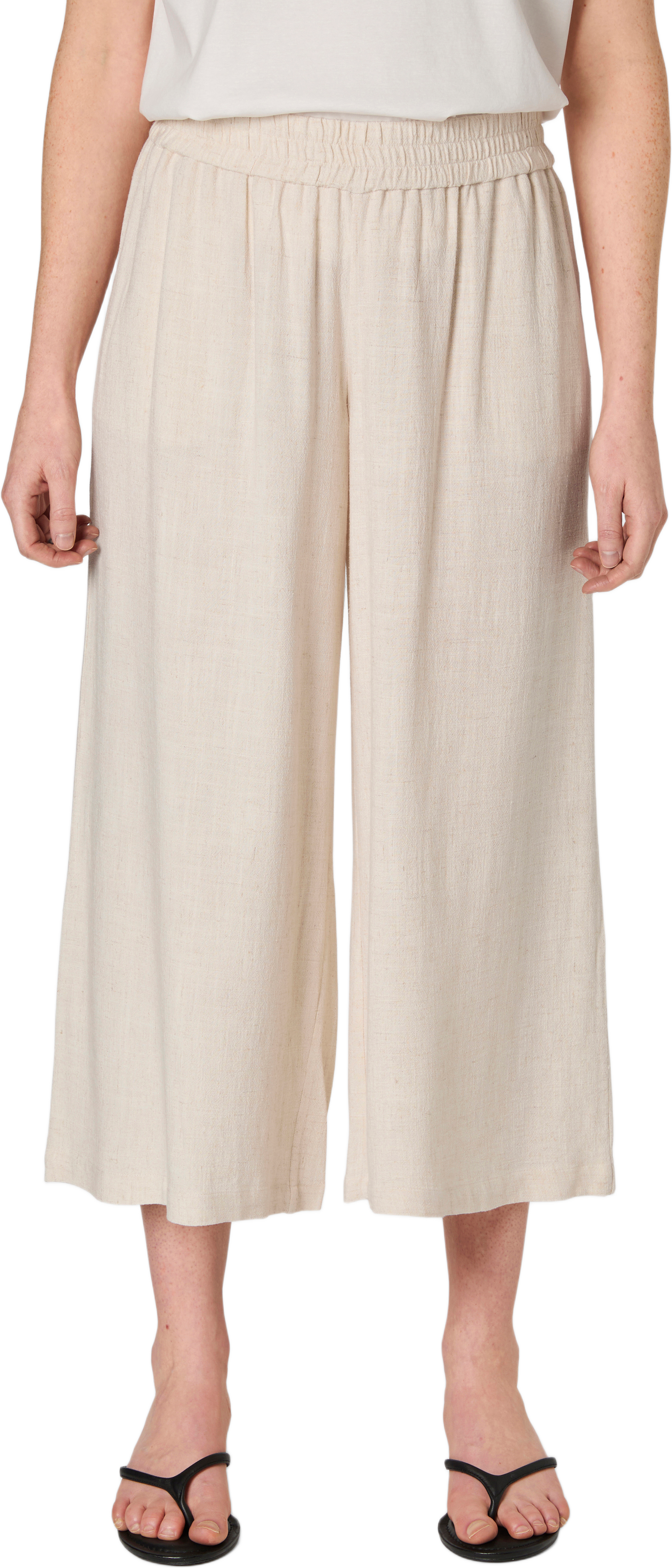 Croppade byxor i linnemix DIMA, från Wera, i färgen Natural.