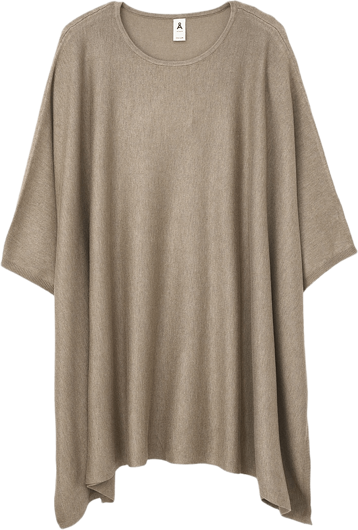 Finstickad poncho MELISSA, från Å WOMAN, i färgen Mole melange.
