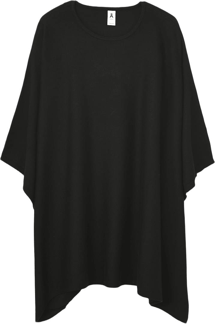 Finstickad poncho MELISSA, från Å WOMAN, i färgen Black.