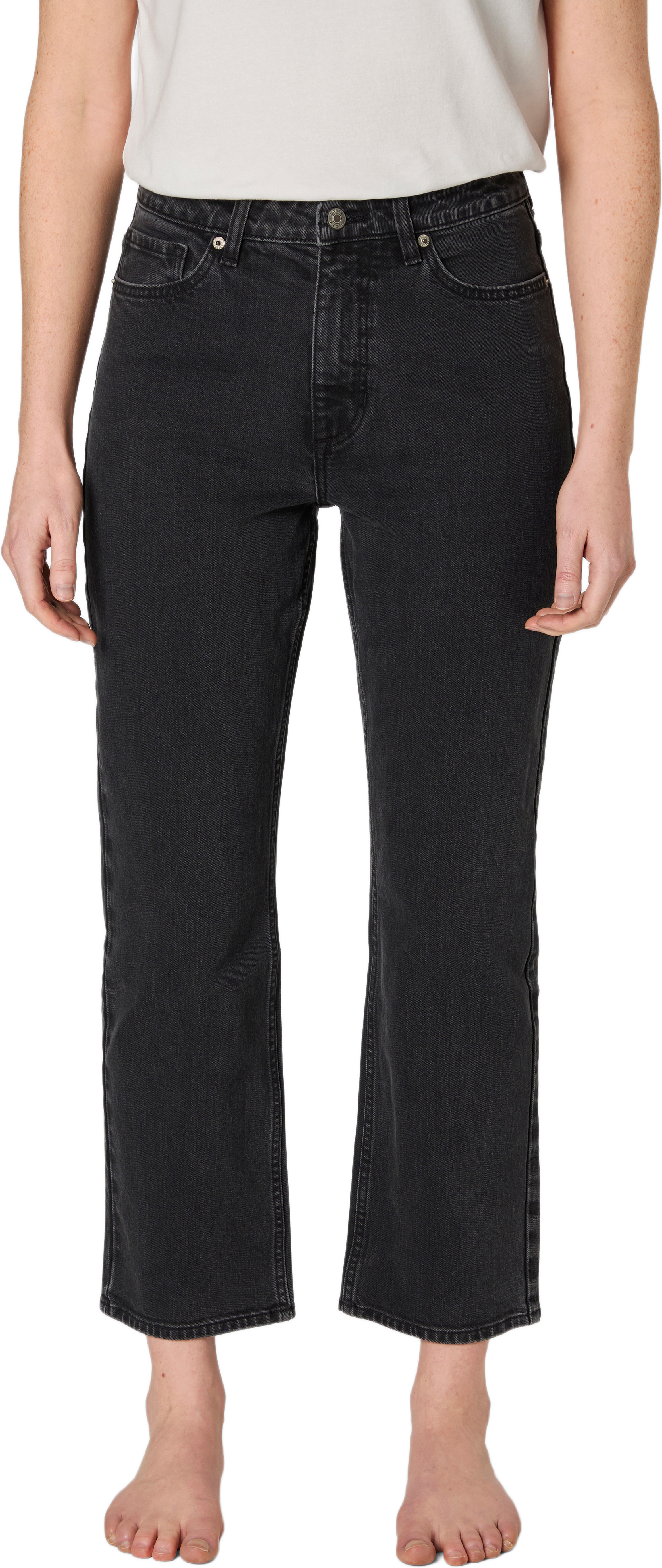 Croppade jeans JADE, från Carin Wester, i färgen Washed Black Denim.