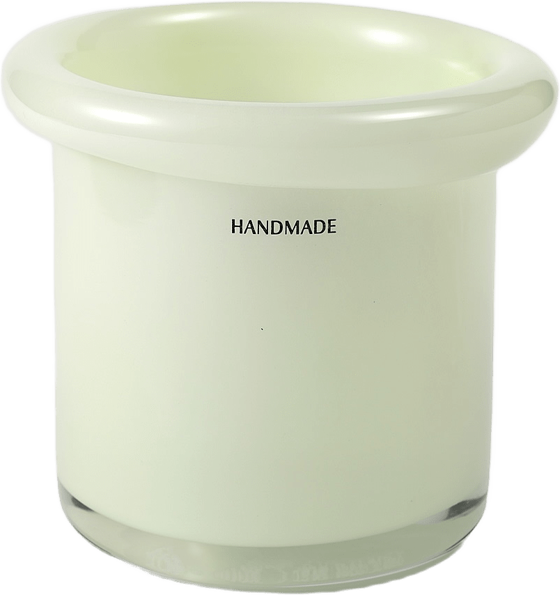 Ljuslykta NOVA 9 cm, från Åhléns Home, i färgen Lt Green.