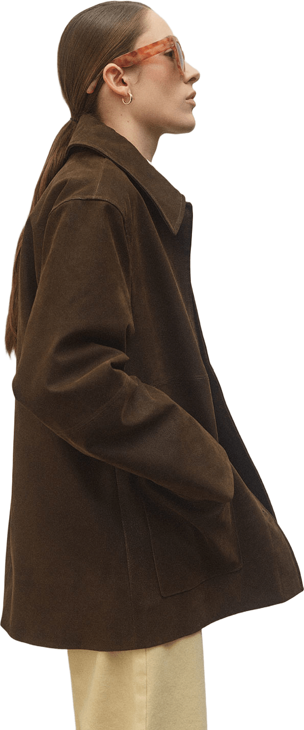 Jacka i mockaimitation ARIENNE, från Carin Wester, i färgen Brown.