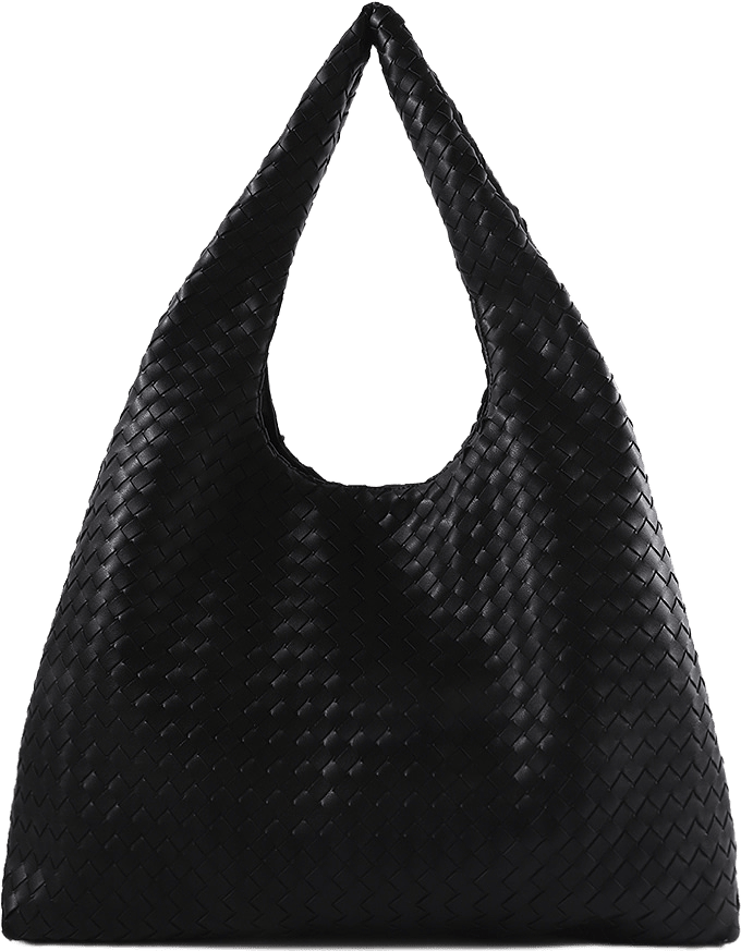 Stor flätad axelväska EMMA, från Carin Wester, i färgen Black.