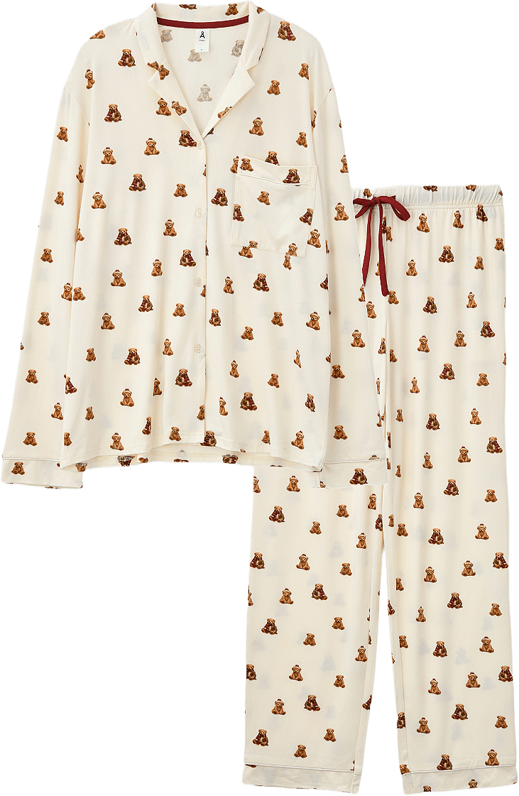 Julpyjamas HOLLY, från Å WOMAN, i färgen Teddy Bear.