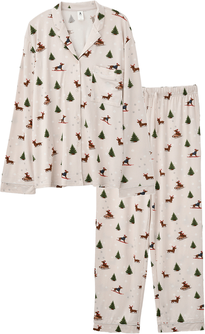 Julpyjamas HOLLY, från Å WOMAN, i färgen Ski Slope Print.