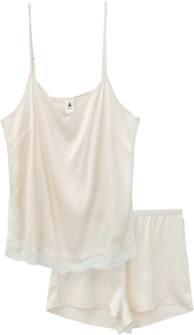 Pyjamas VIVIENNE, från Å WOMAN, i färgen Off White.