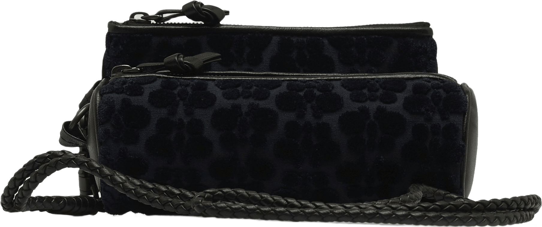 Bottega Veneta Multi-pouch Butterfly Velvet Crossbody, från Luxclusif, i färgen dark blue.