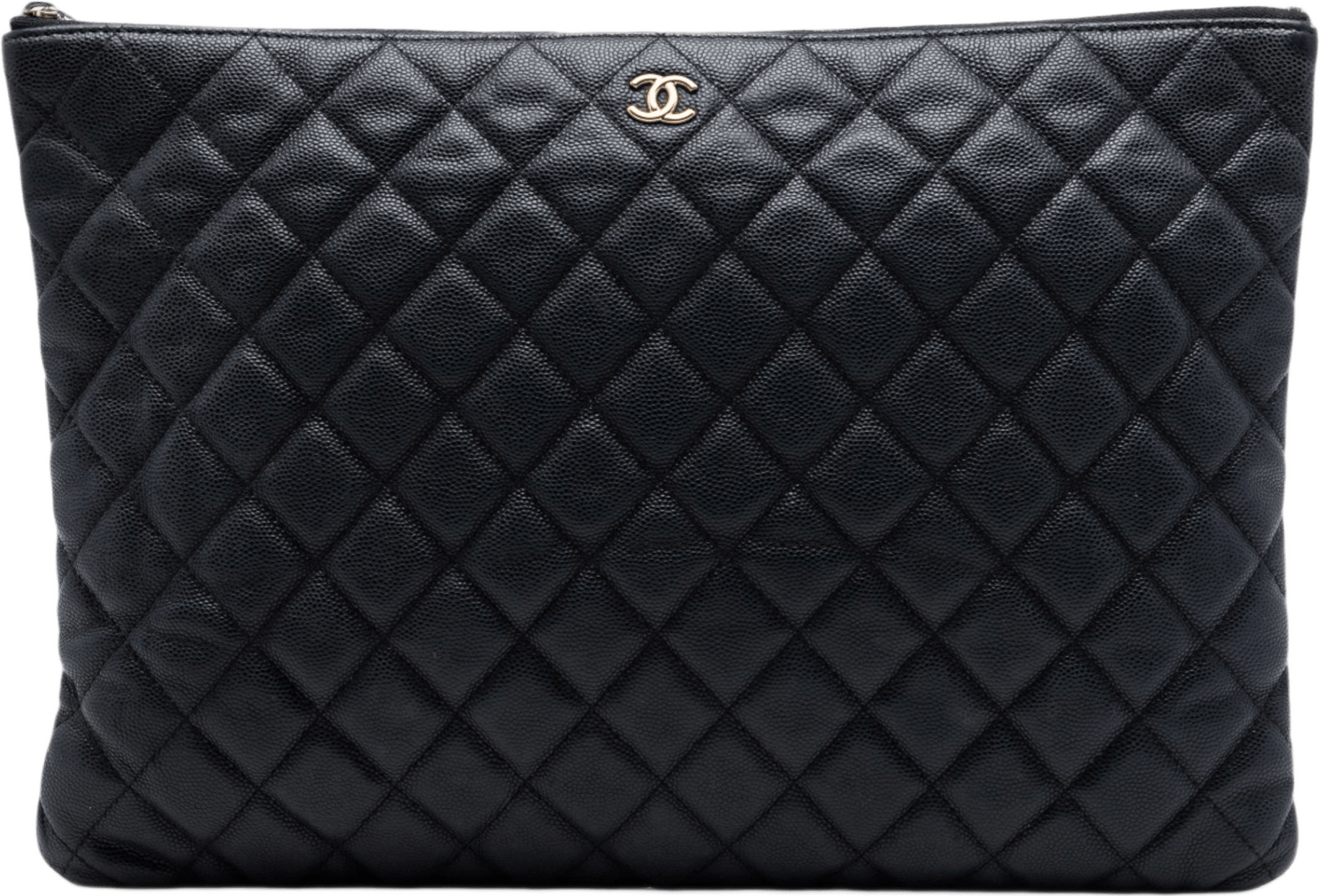 Chanel Large Quilted Caviar O Case Clutch, från Luxclusif, i färgen svart.
