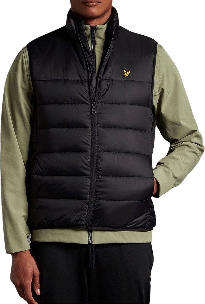 Wadded Gillet, från Lyle & Scott, i färgen Jet Black.