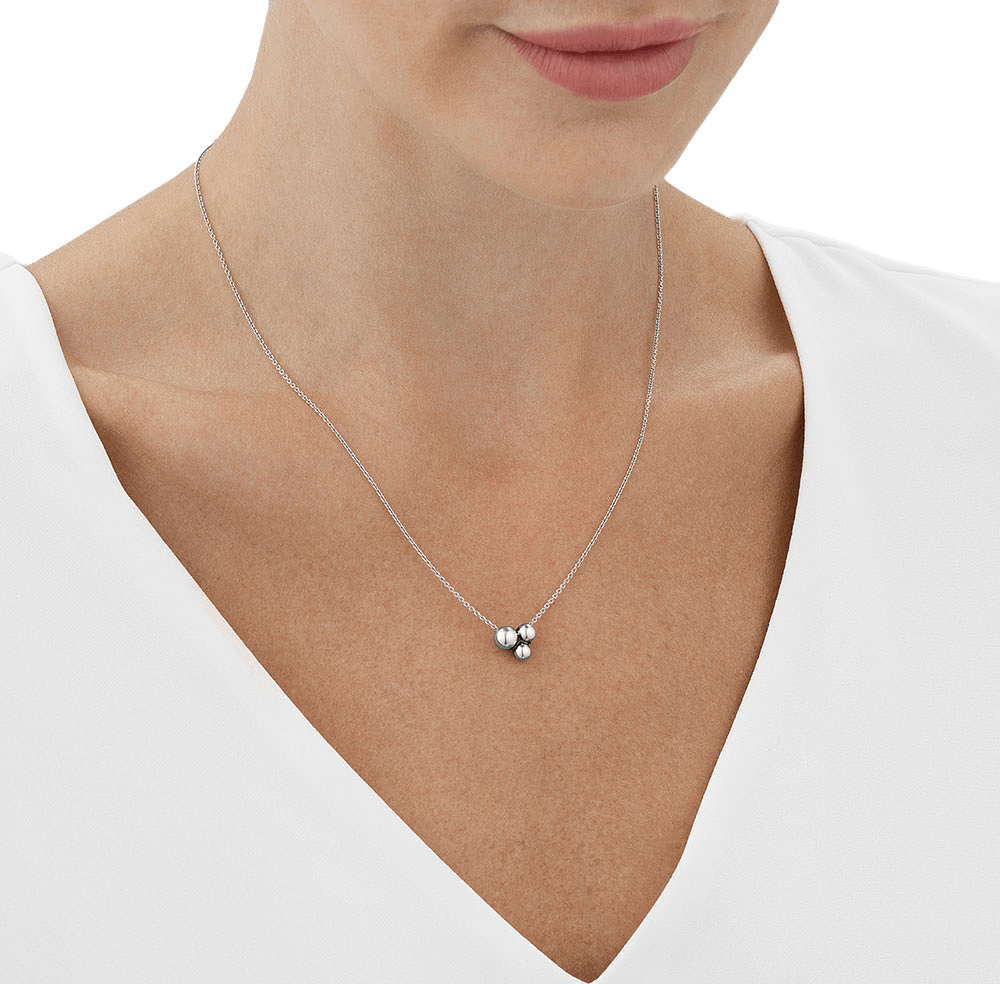 GRAPE PENDANT / HALSBAND 551C, från Georg Jensen, i färgen Si-sterling Silver.