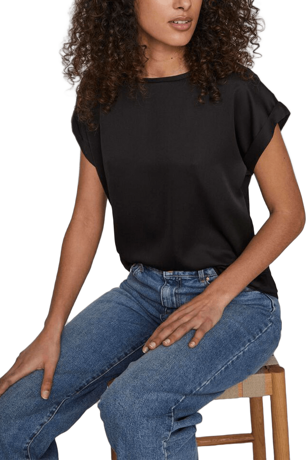 Viellette Kortärmad Satintopp, från Vila, i färgen Black.