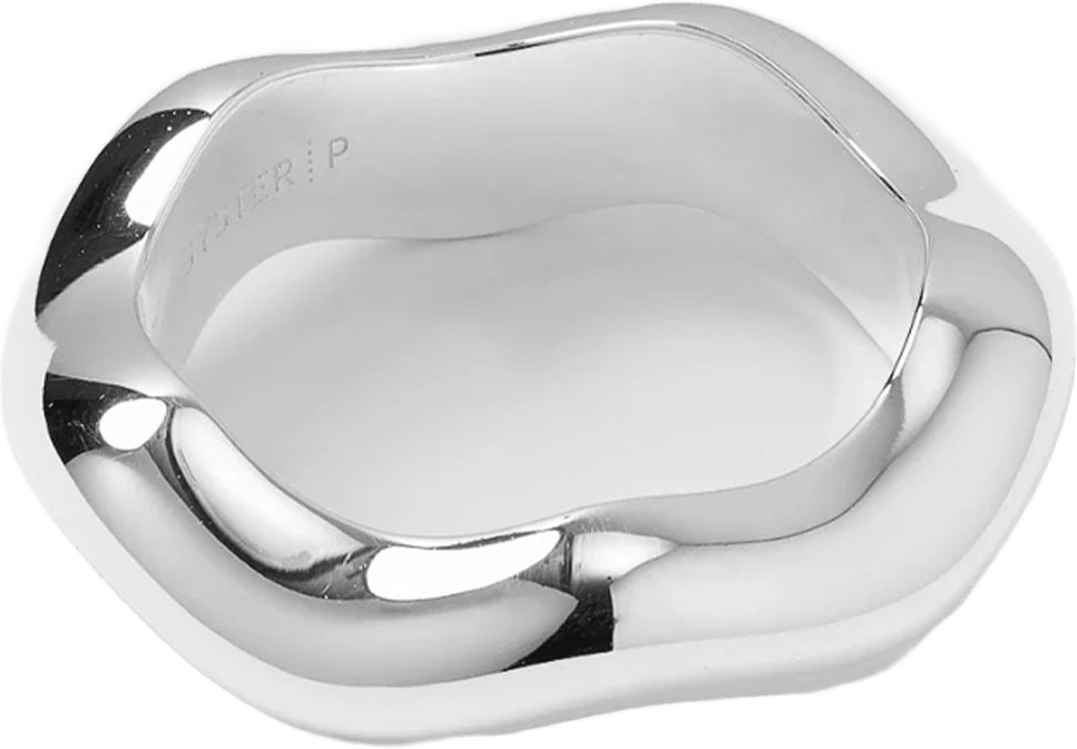 Bolded Wavy Ring Shiny Silver, från Syster P, i färgen Silver.