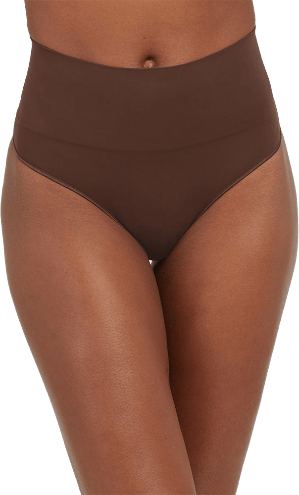 SPANXshape™ ExtraOrdinary Thong, från Spanx, i färgen Chestnut Brown.