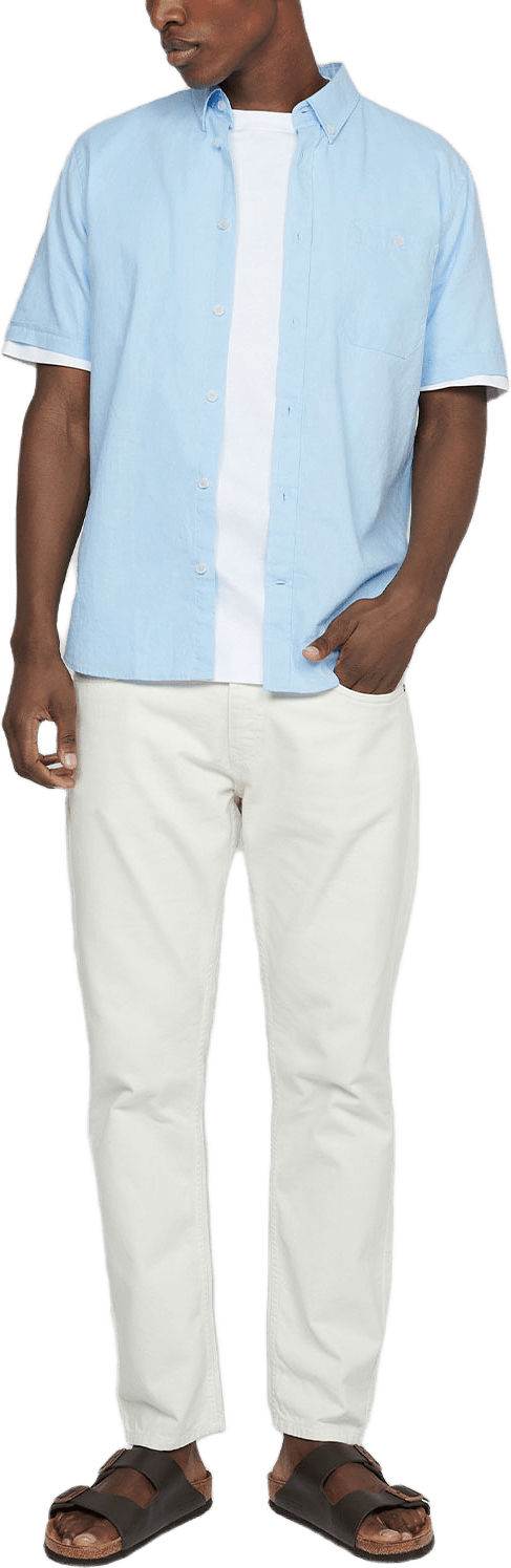 Trostol Shirt, från Matinique, i färgen Chambray Blue.