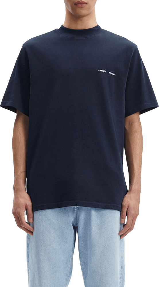 Norsbro t-shirt 6024, från SAMSOE SAMSOE, i färgen Sky Captain.