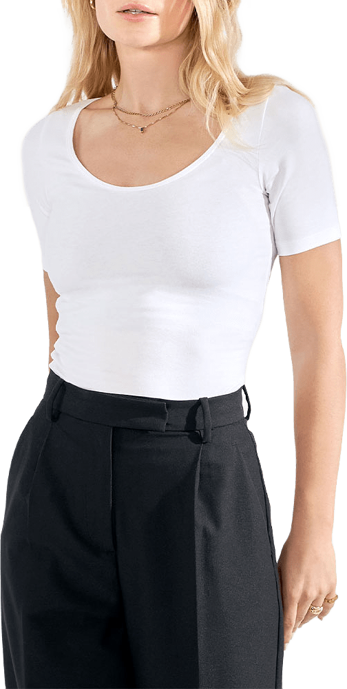 T-shirt Scoop Neck, från Bread & Boxers, i färgen White.