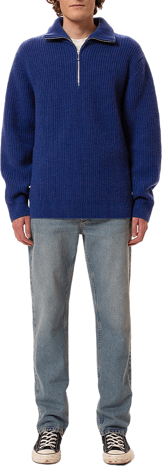 August Rib Wool Sweater, från Nudie Jeans, i färgen Navy.