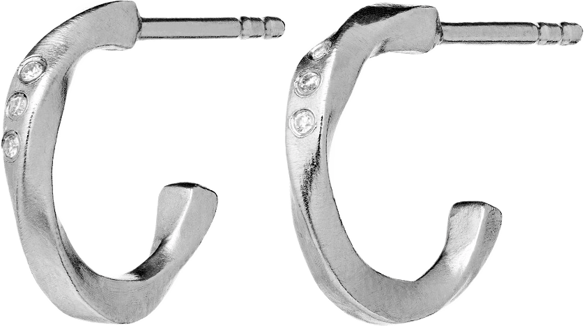 Echo Petite Earrings, från Maanesten, i färgen Sterling Silver.