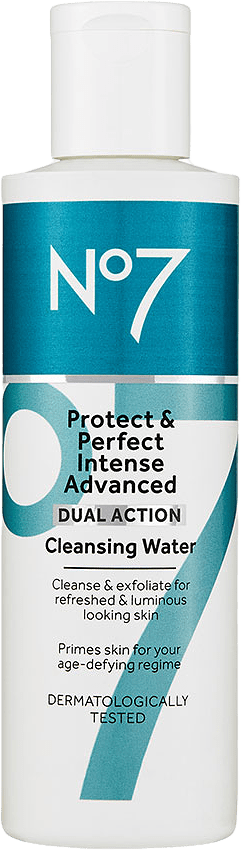 Protect & Perfect Intense advanced cleansing water, från No7.
