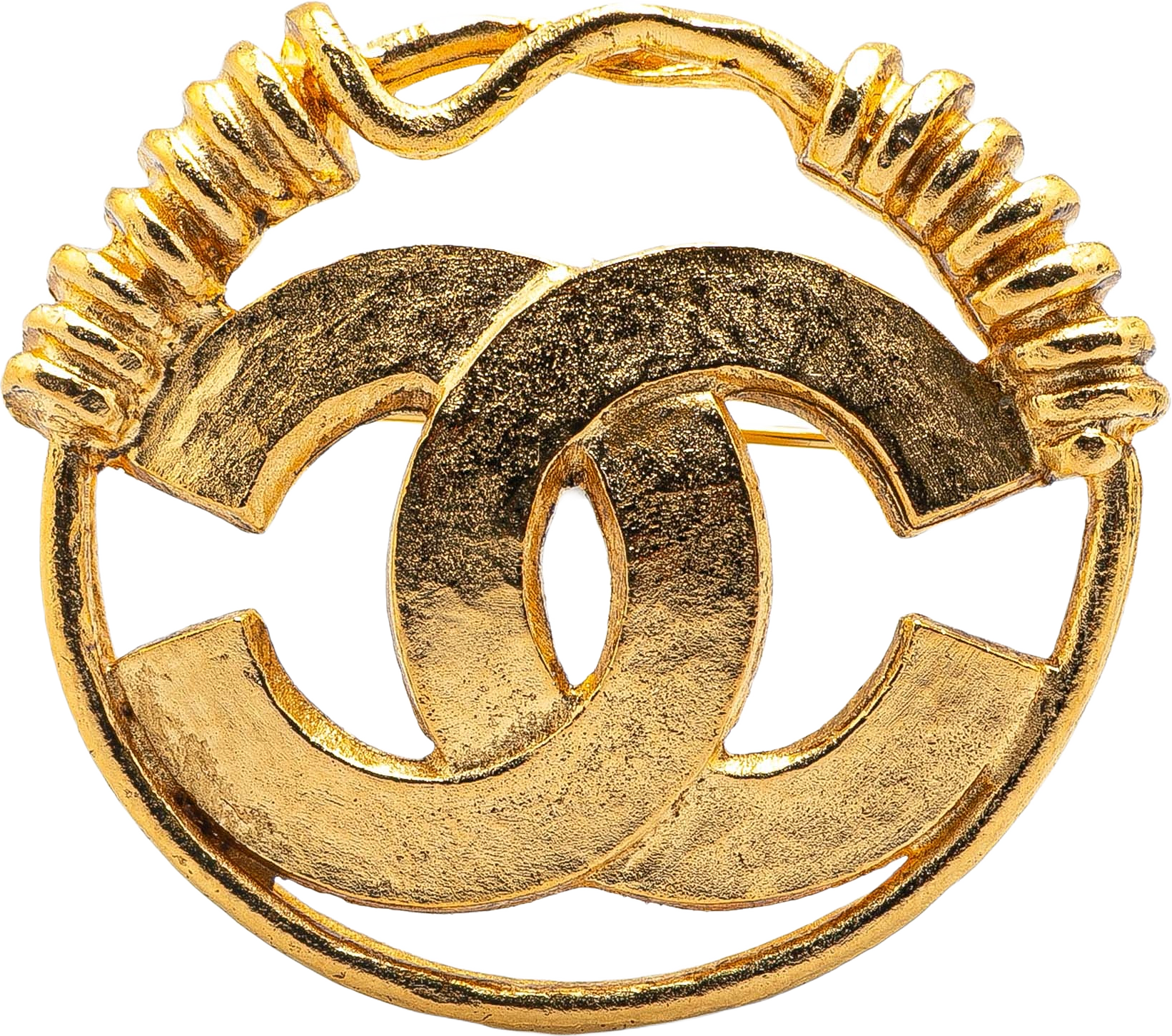 Chanel Gold Plated Cc Brooch, från Luxclusif, i färgen gold.