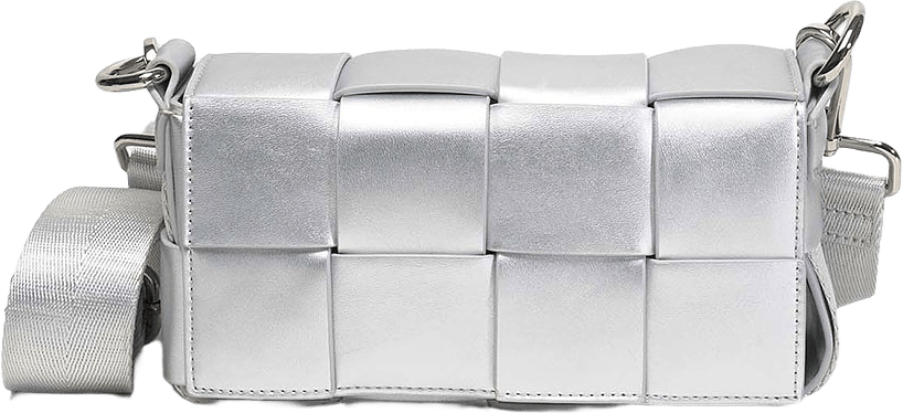 Braided iPhone Bag Silver, från Ceannis, i färgen Silver.