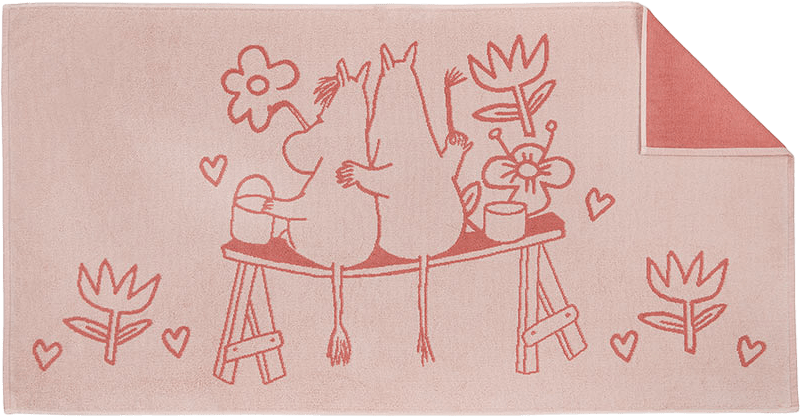 Mumin Badhandduk 70X140 Kärlek, från Moomin Arabia, i färgen Rosa.