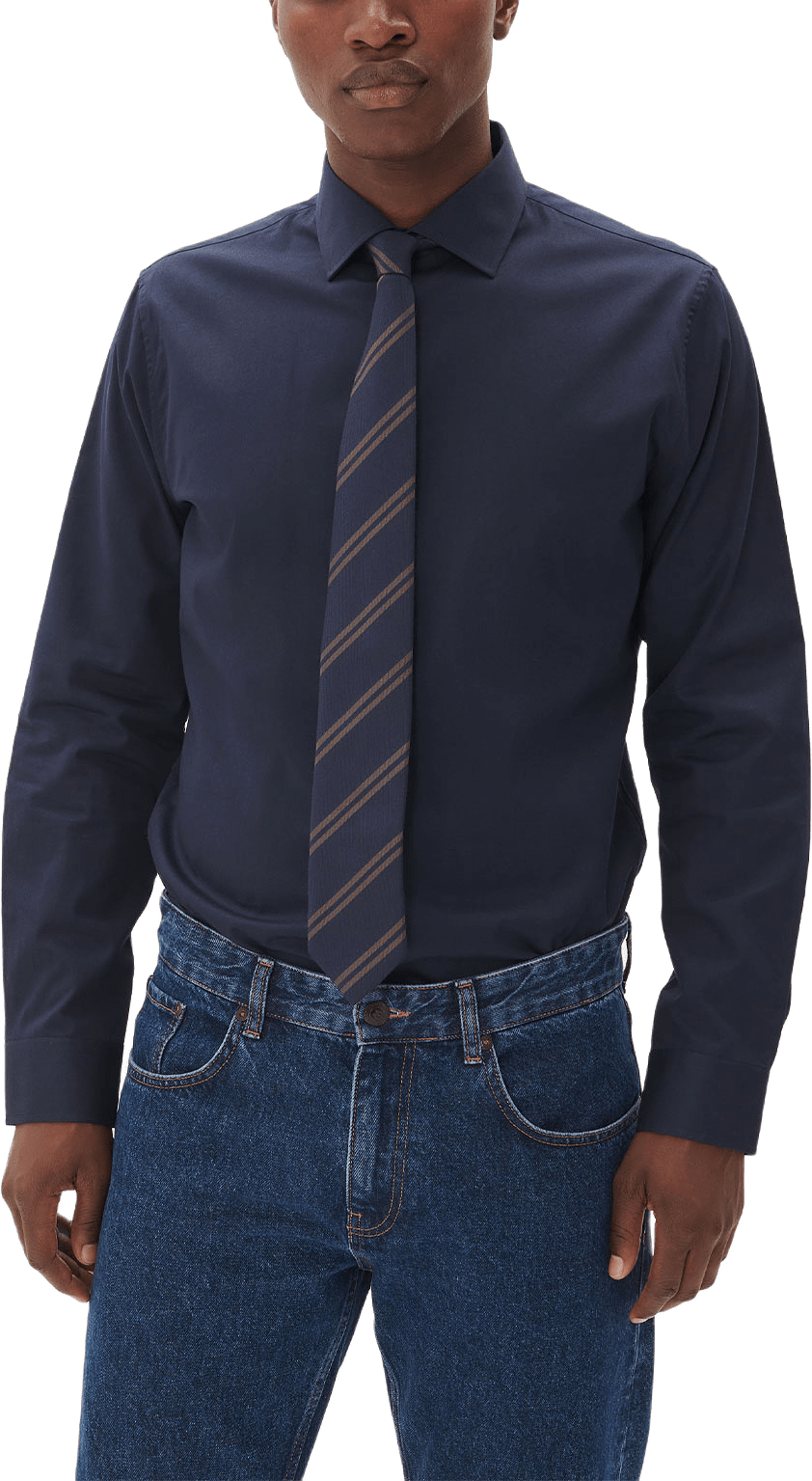 MATrostol Shirt, från Matinique, i färgen Dark Navy.