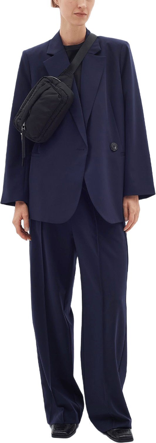 NaxaIW Pull-on Pant, från Inwear, i färgen Marine Blue.