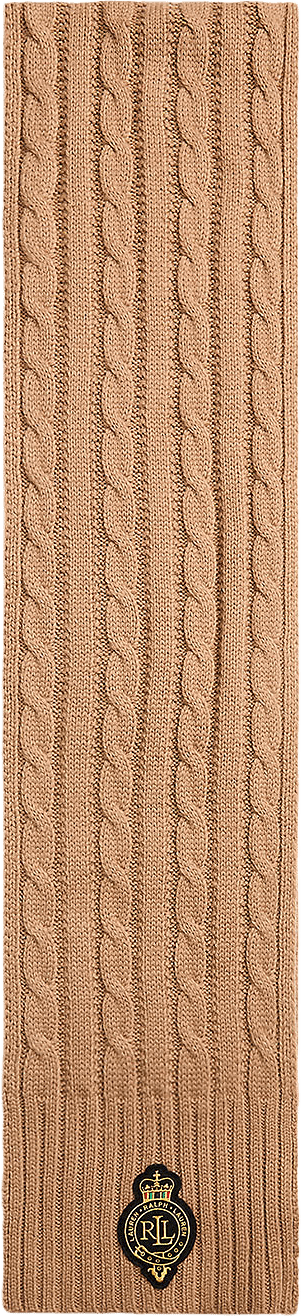 Crest-Patch Cable-Knit Scarf, från Lauren Ralph Lauren, i färgen Classic Camel.