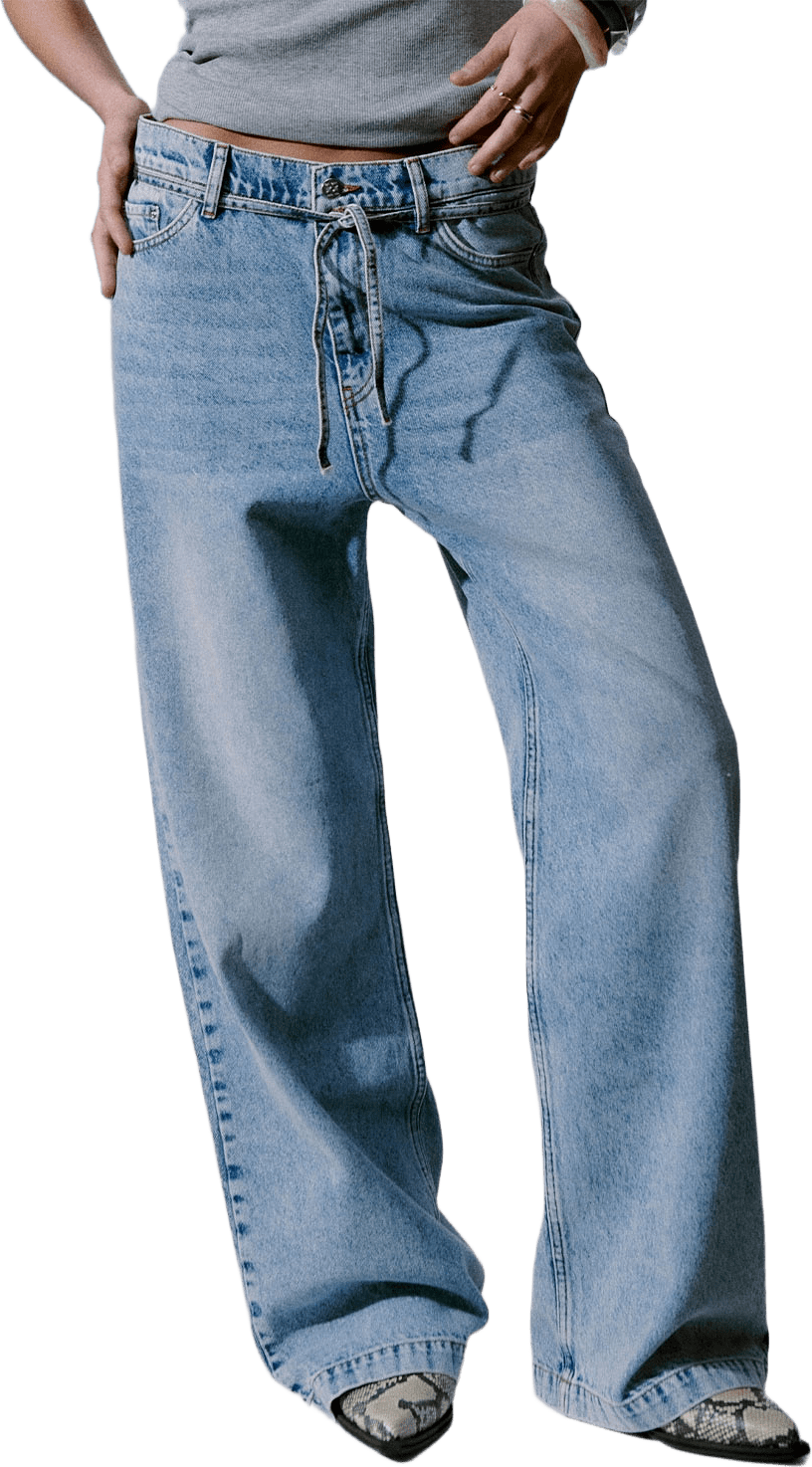 Elijah Jeans - Blue Soft Denim, från DAY Birger et Mikkelsen, i färgen Light Blue.