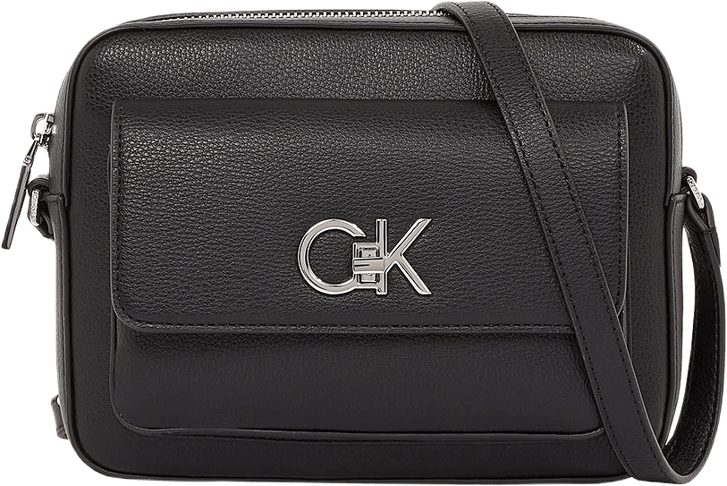 Re-Lock Camera Bag W/Flap Pbl, från Calvin Klein, i färgen Ck Black.