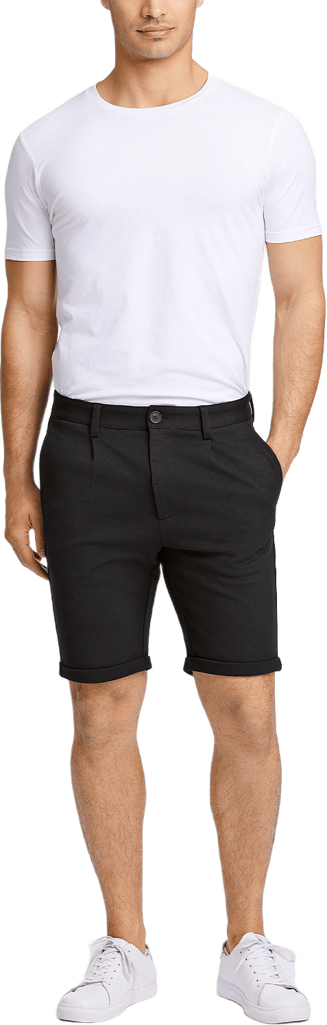 Pleated shorts, från Lindbergh, i färgen Black.