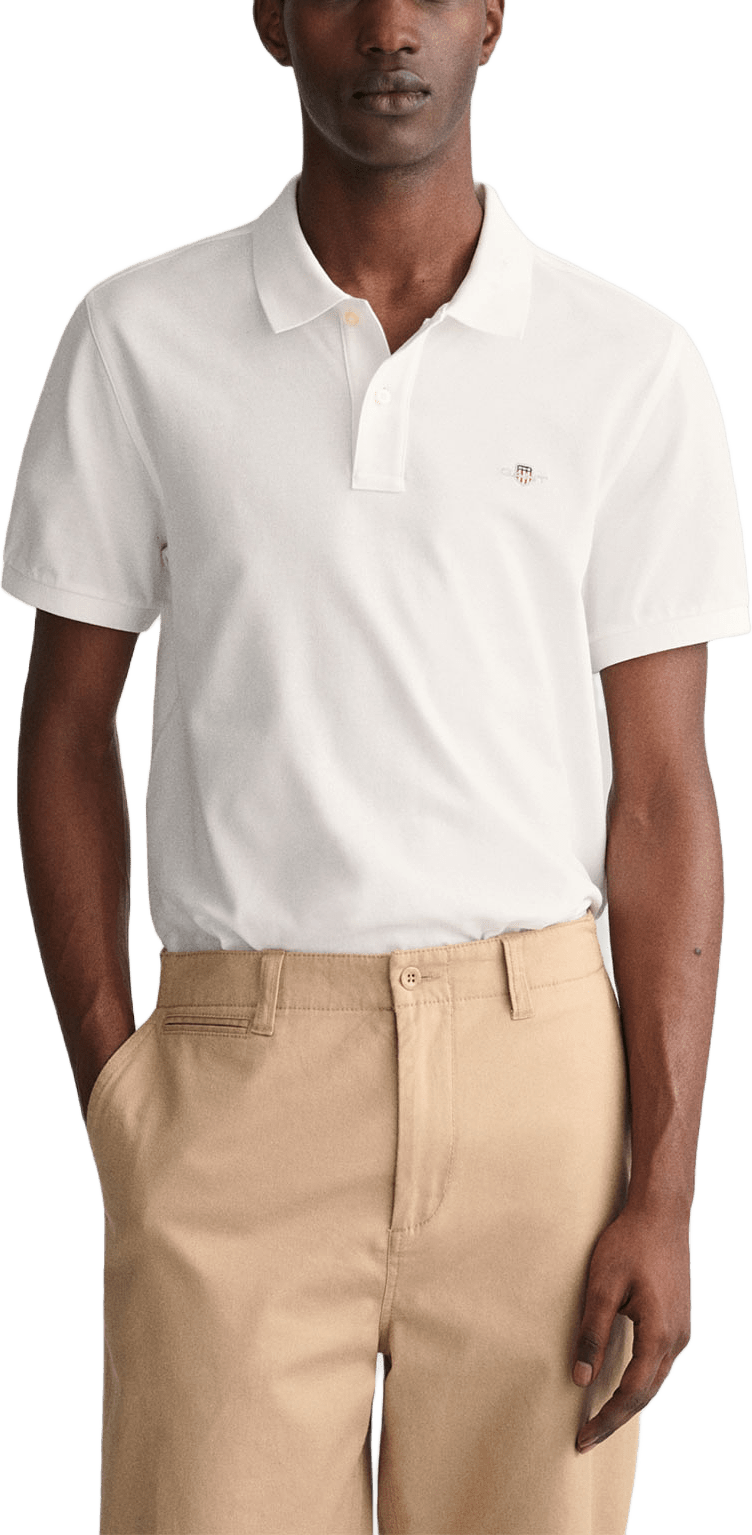 Regular Fit Shield Piqué Polo Shirt, från GANT, i färgen White.