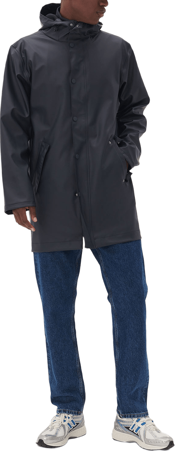MARainy Coat, från Matinique, i färgen Dark Navy.