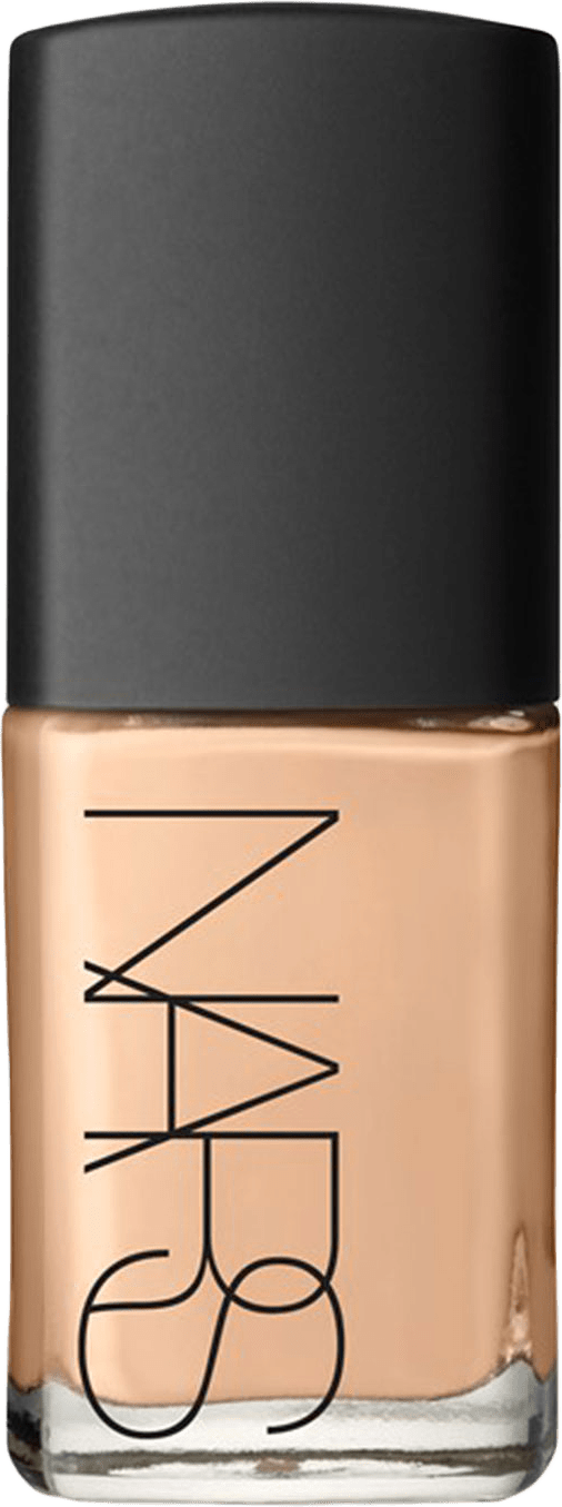 Sheer Glow Foundation, från NARS, i färgen Patagonia.