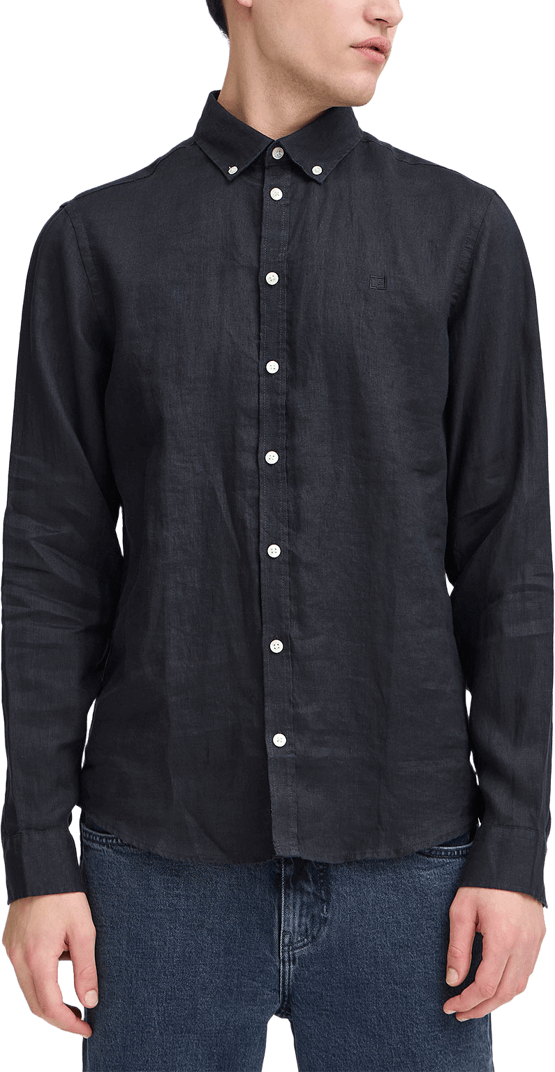CFANTON BD LS linen shirt Shirt, från Casual Friday, i färgen Black Beauty.