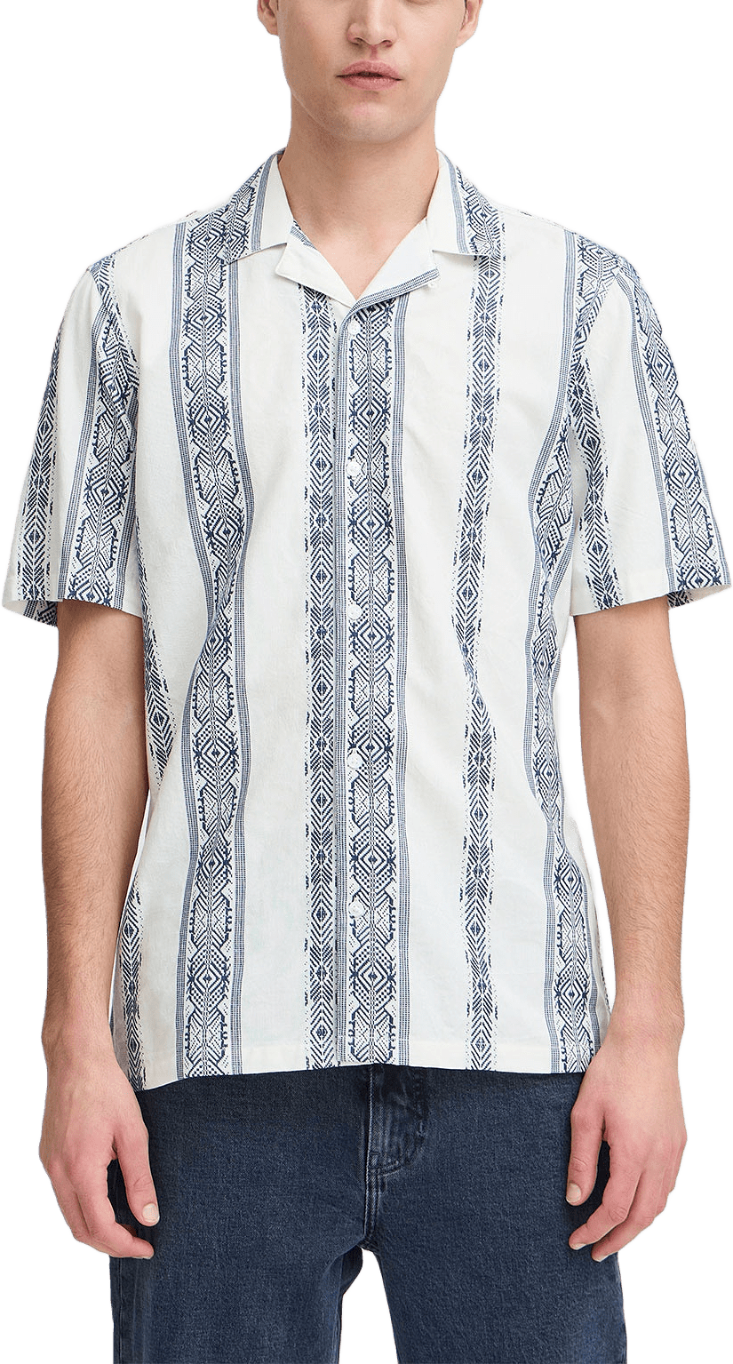 CFJAYDEN SS RC inka shirt Shirt, från Casual Friday, i färgen Estate Blue.