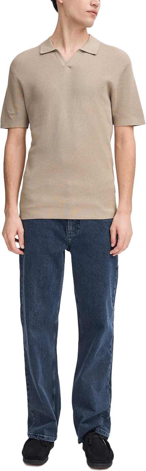 CFMAVERICK SS polo knit Sweater, från Casual Friday, i färgen Plaza Taupe.