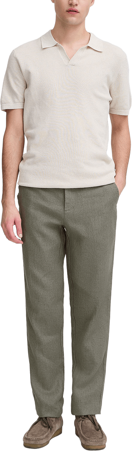 CFPANDRUP 100% linen pant Trouser, från Casual Friday, i färgen Agave Green.