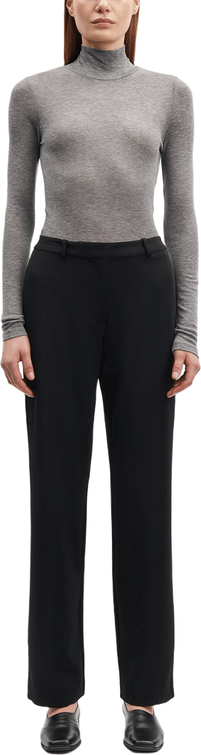 Sahoys Straight Wb Trousers 7331, från SAMSOE SAMSOE, i färgen Black.
