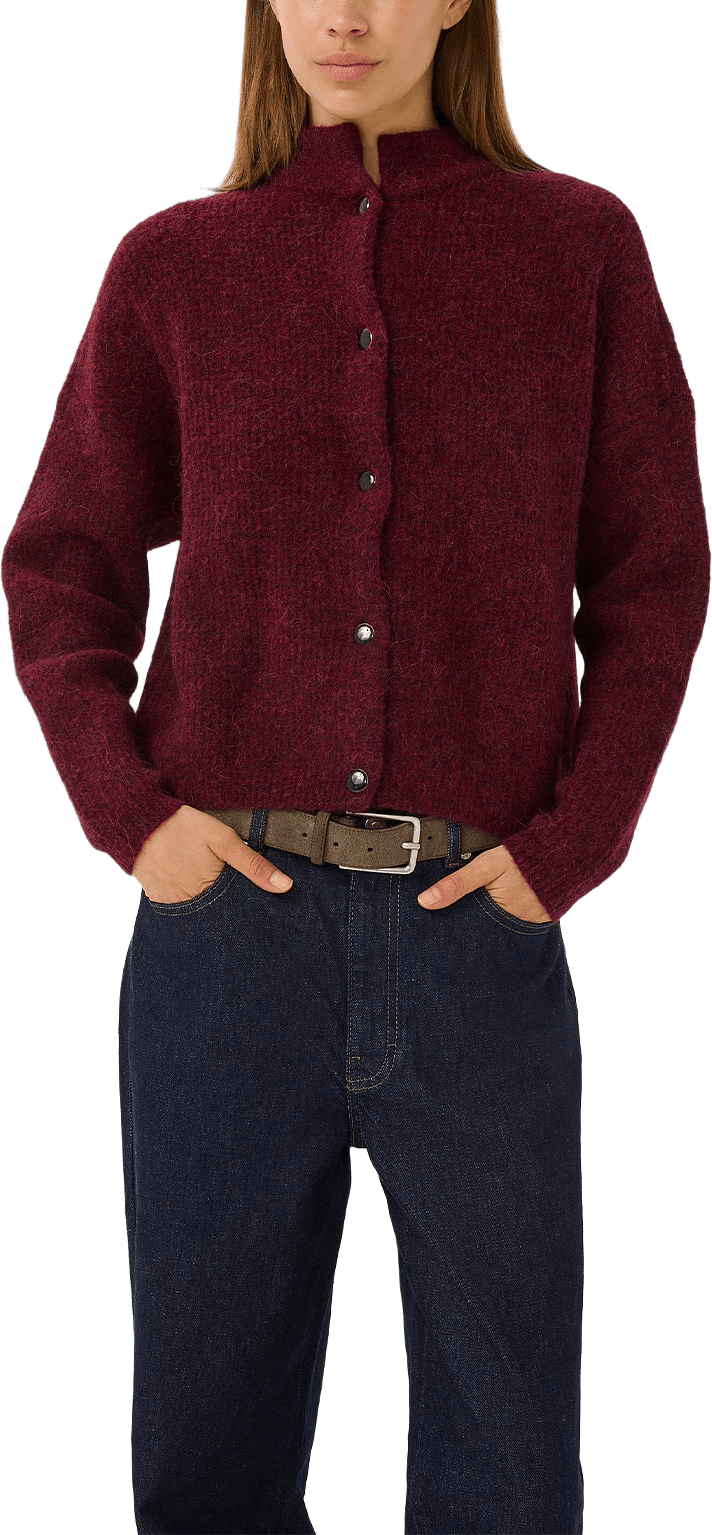 AlphaGZ Short Cardigan, från Gestuz, i färgen Blood Red Mélange.