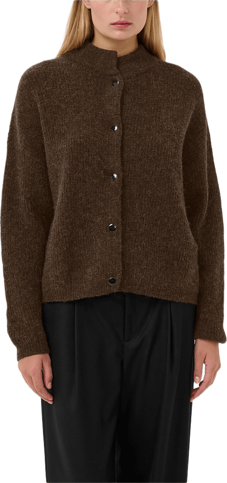 AlphaGZ Short Cardigan, från Gestuz, i färgen Buff Mélange.