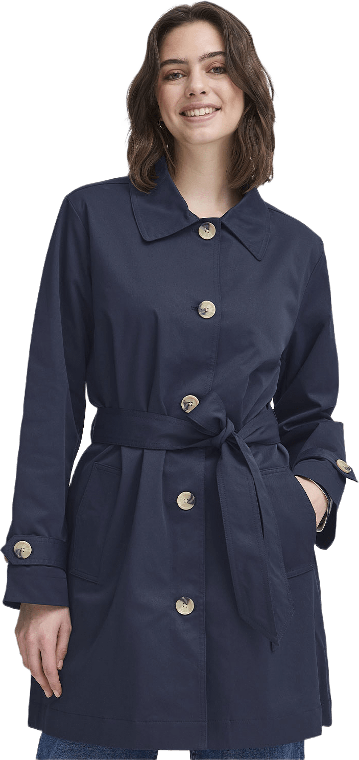 FRTRINA Jacket, från Fransa, i färgen Navy Blazer.