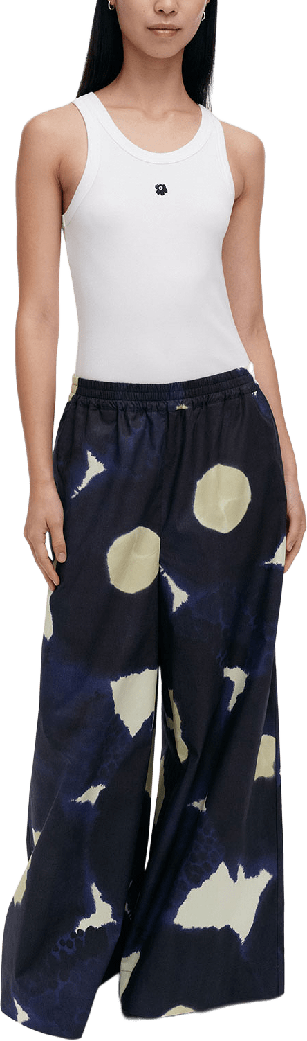 Kohti Kehäkukka, från Marimekko, i färgen Dark Blue, Light Yellow.