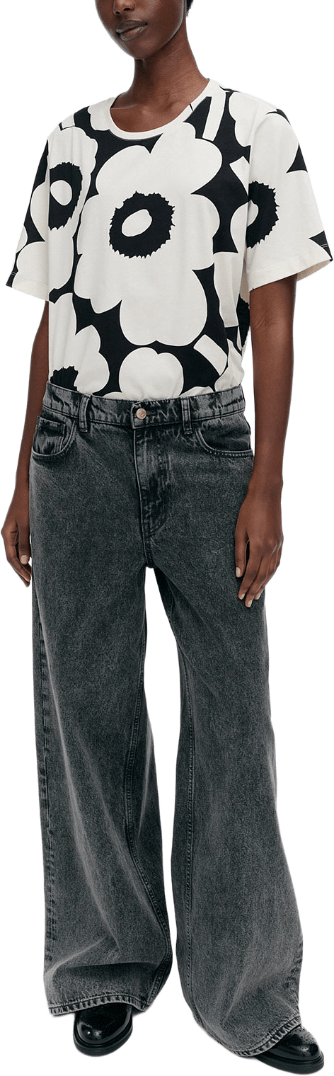 Tunnit Unikko, från Marimekko, i färgen Off White, Black.