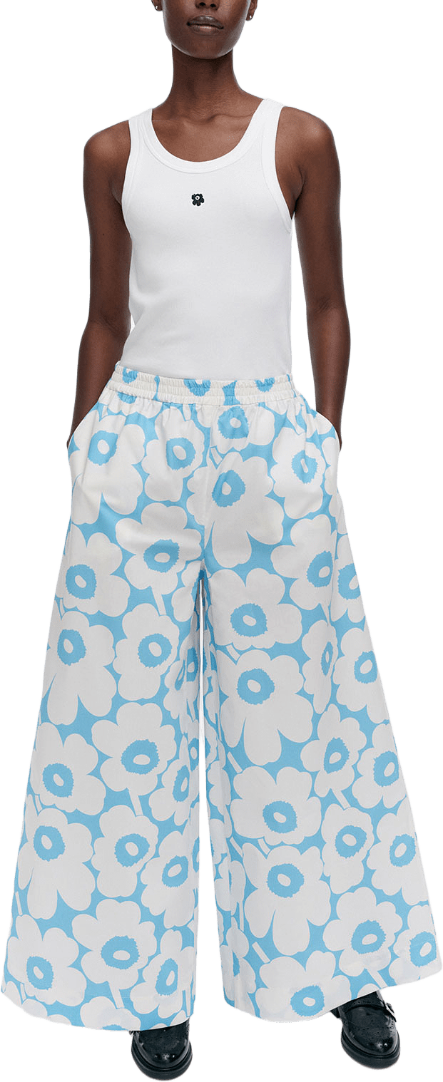 Kohti Unikko, från Marimekko, i färgen Blue, Off White.